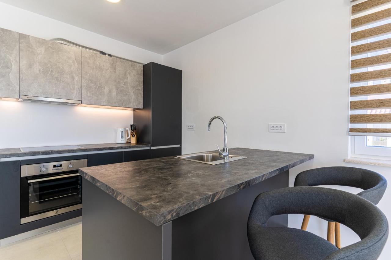 Apartman Vischetti Cres Esterno foto