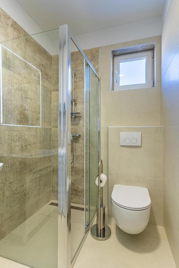 Apartman Vischetti Cres Esterno foto